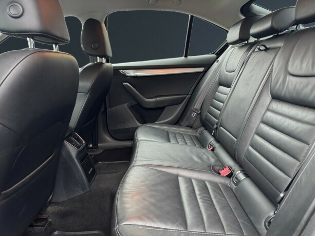 skoda-octavia-diesel-2013-big-9