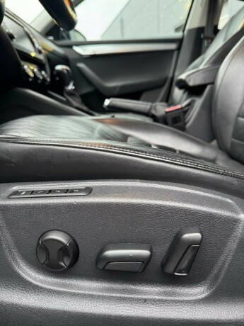 skoda-octavia-diesel-2013-big-15