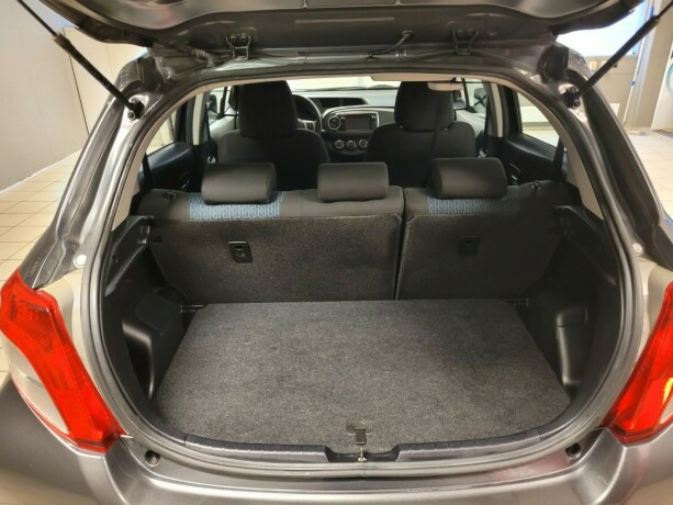 toyota-yaris-bensin-2012-big-14