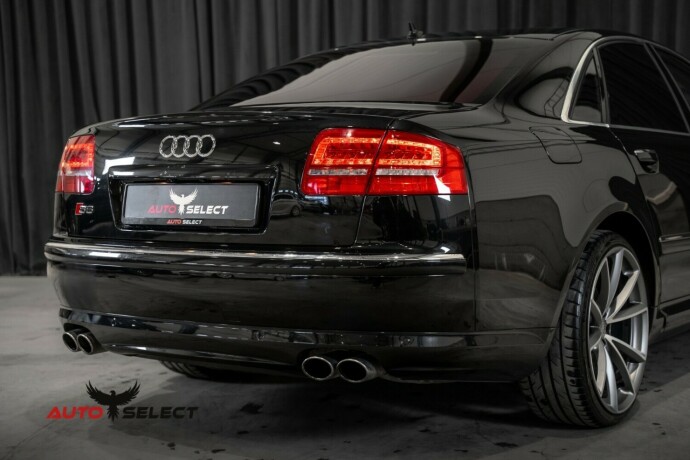 audi-s8-bensin-2006-big-13