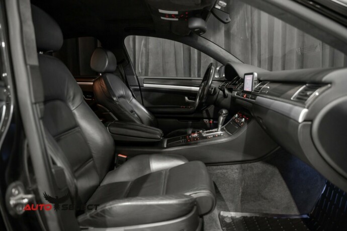 audi-s8-bensin-2006-big-21