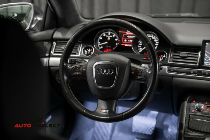 audi-s8-bensin-2006-big-32