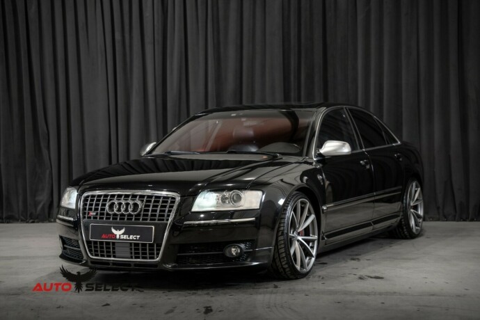 audi-s8-bensin-2006-big-5