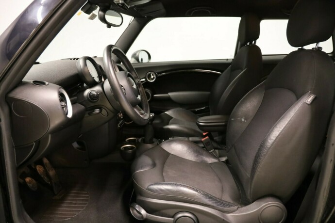 mini-one-diesel-2013-big-7