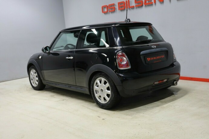 mini-one-diesel-2013-big-3