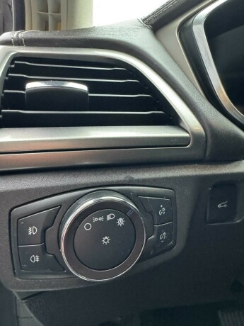 ford-mondeo-elektrisitetbensin-2019-big-19