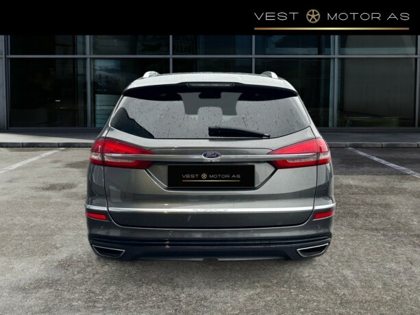 ford-mondeo-elektrisitetbensin-2019-big-5