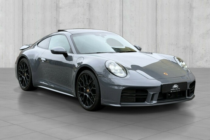 porsche-911-bensin-2025-big-0