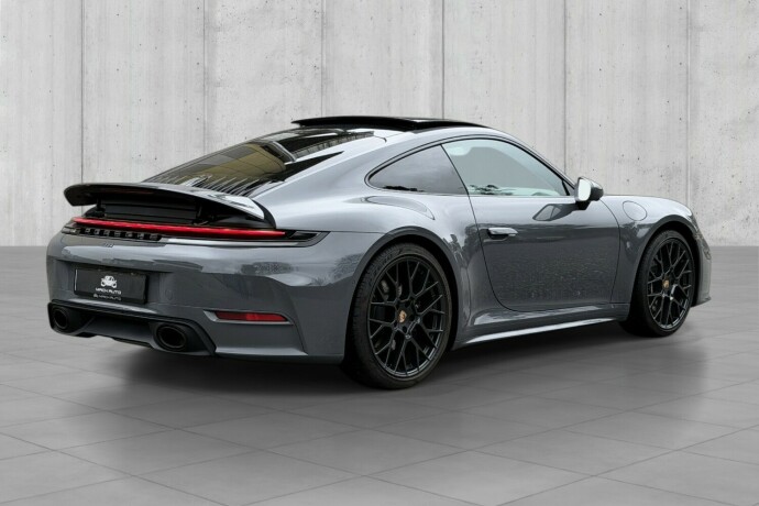 porsche-911-bensin-2025-big-6