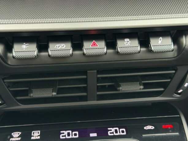 porsche-911-bensin-2025-big-12