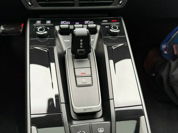 porsche-911-bensin-2025-big-13