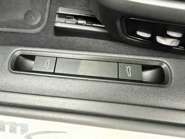 porsche-911-bensin-2025-big-15