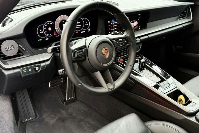 porsche-911-bensin-2025-big-8