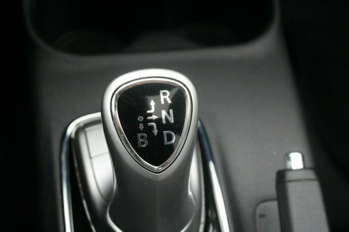 mitsubishi-outlander-elektrisitetbensin-2015-big-23