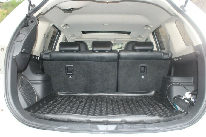 mitsubishi-outlander-elektrisitetbensin-2015-big-6