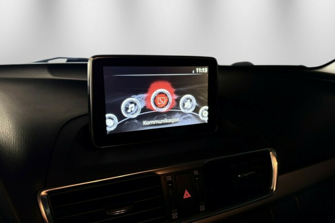 mazda-3-diesel-2015-big-30