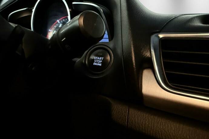 mazda-3-diesel-2015-big-20