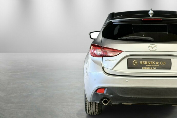 mazda-3-diesel-2015-big-6