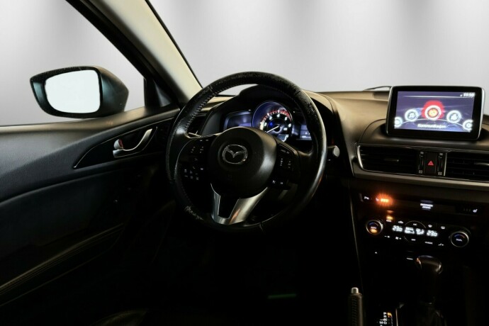 mazda-3-diesel-2015-big-16