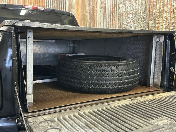 chevrolet-silverado-bensin-2005-big-25