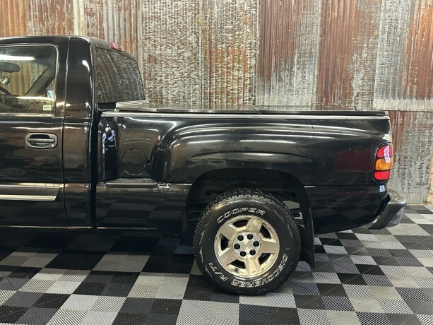 chevrolet-silverado-bensin-2005-big-14