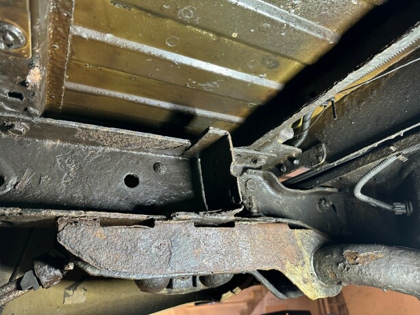 chevrolet-silverado-bensin-2005-big-47