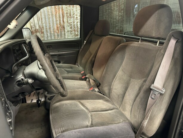 chevrolet-silverado-bensin-2005-big-27