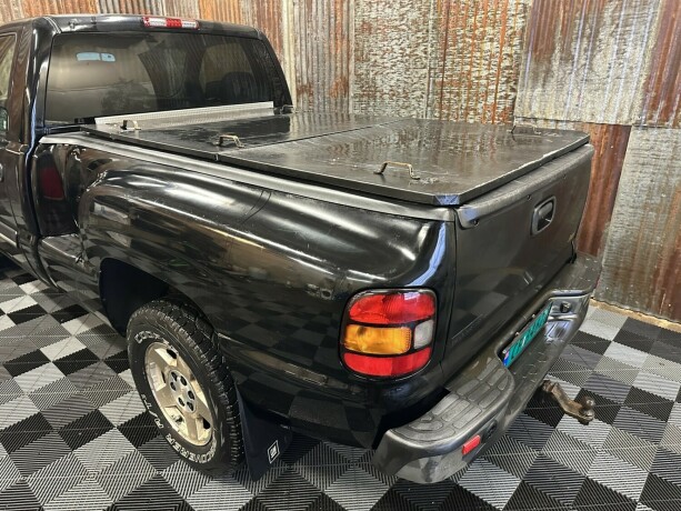 chevrolet-silverado-bensin-2005-big-12