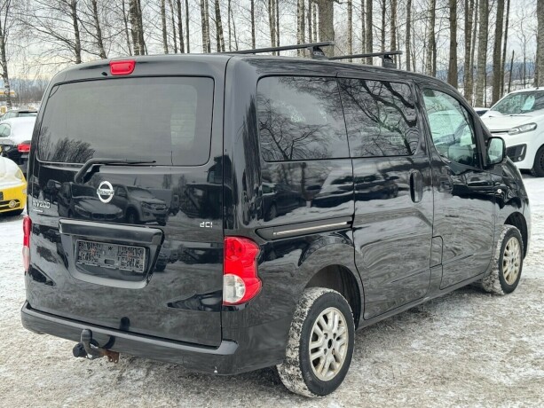 nissan-nv200-diesel-2013-big-6