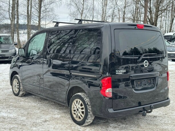 nissan-nv200-diesel-2013-big-4