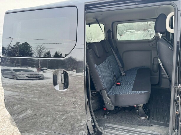 nissan-nv200-diesel-2013-big-11