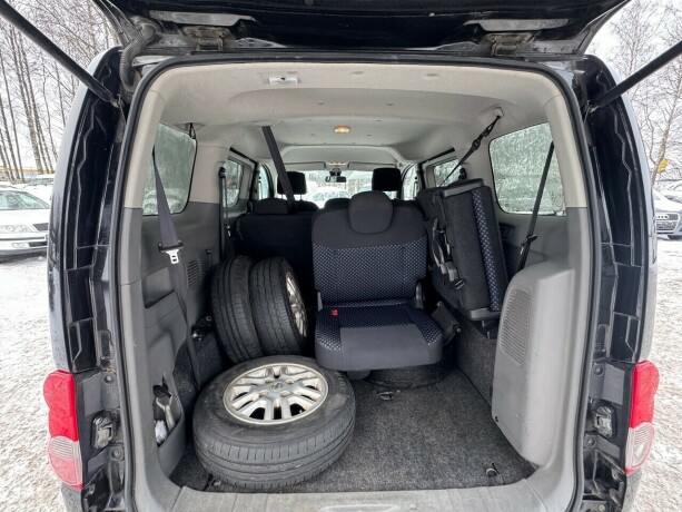 nissan-nv200-diesel-2013-big-10