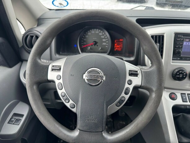 nissan-nv200-diesel-2013-big-14