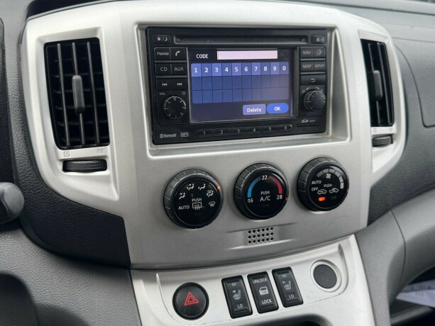 nissan-nv200-diesel-2013-big-19