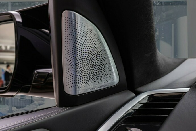 bmw-x7-bensin-2020-big-51