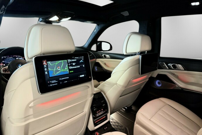 bmw-x7-bensin-2020-big-26