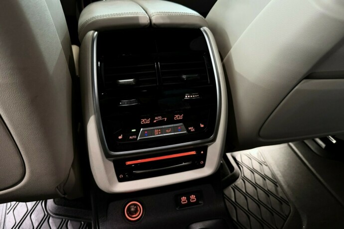 bmw-x7-bensin-2020-big-27