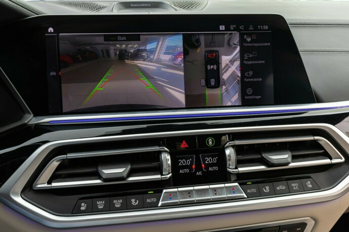 bmw-x7-bensin-2020-big-38