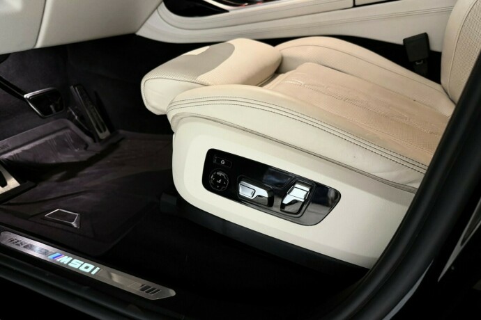 bmw-x7-bensin-2020-big-8