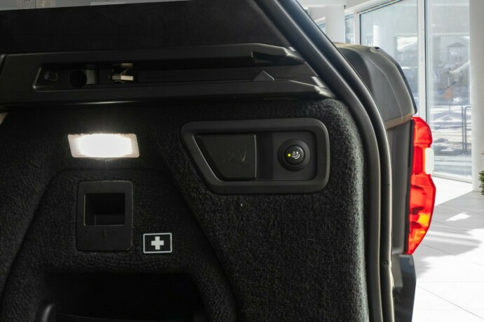 bmw-x7-bensin-2020-big-80