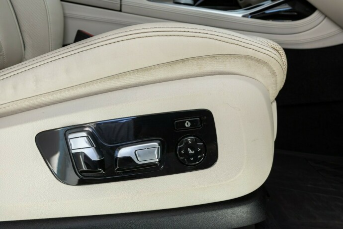 bmw-x7-bensin-2020-big-73