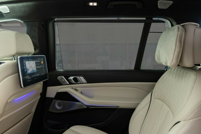 bmw-x7-bensin-2020-big-71