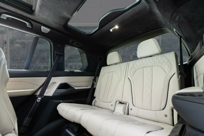 bmw-x7-bensin-2020-big-69