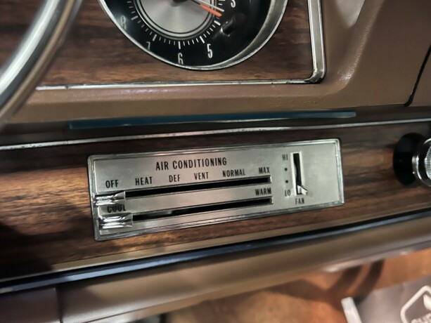 oldsmobile-cutlass-bensin-1972-big-27