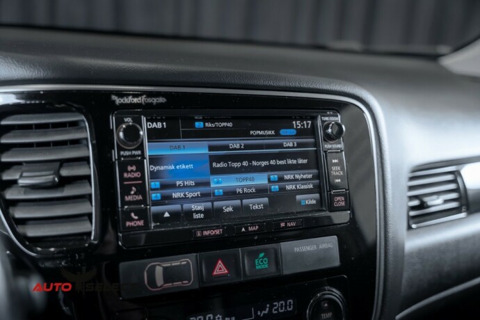 mitsubishi-outlander-elektrisitetbensin-2016-big-35