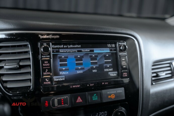 mitsubishi-outlander-elektrisitetbensin-2016-big-41