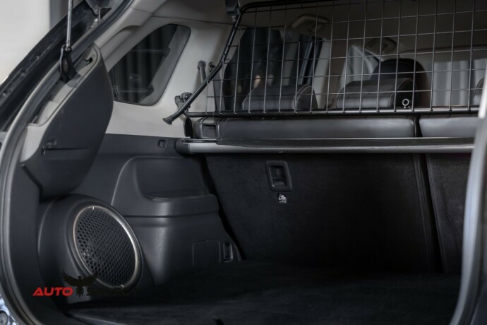 mitsubishi-outlander-elektrisitetbensin-2016-big-10