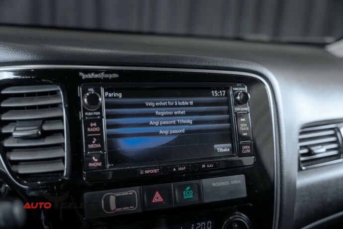 mitsubishi-outlander-elektrisitetbensin-2016-big-37