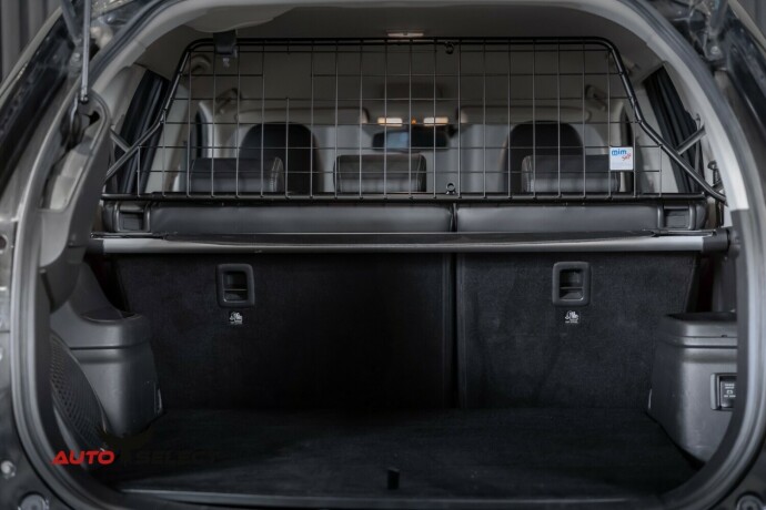 mitsubishi-outlander-elektrisitetbensin-2016-big-9