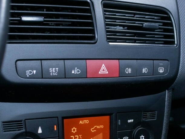 fiat-doblo-diesel-2015-big-46